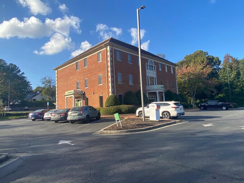 More Photos Of 5935 Buford Hwy, Norcross Office For Lease