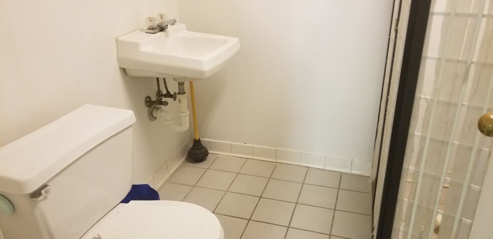 More Photos Of 3076 Campbellton Rd SW, Atlanta Medical For Lease