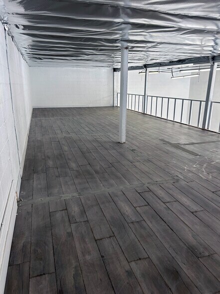 More Photos Of 1370 E Washington Blvd, Los Angeles Warehouse For Sale