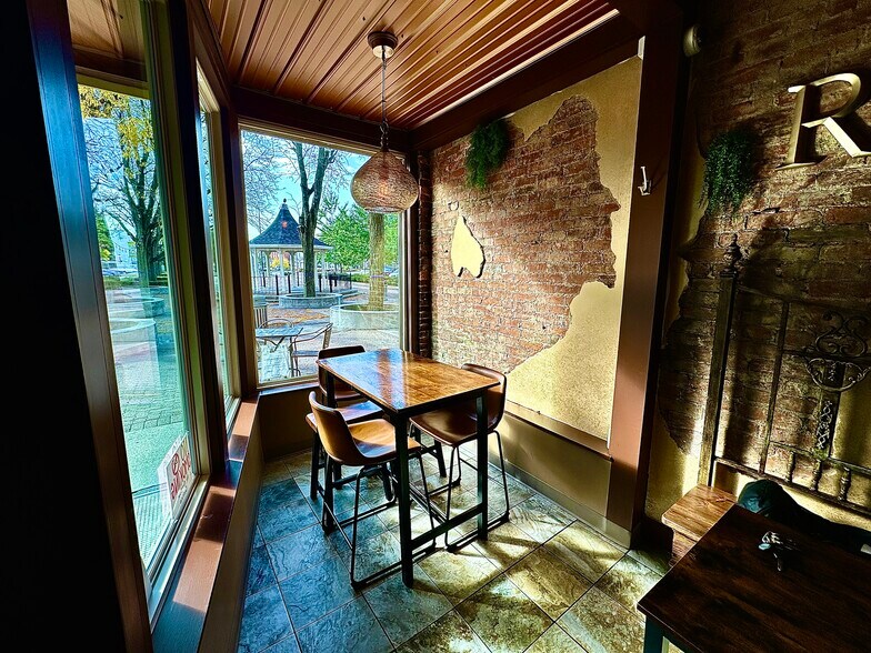 More Photos Of 124 N Main St, Lima Specialty For Sale