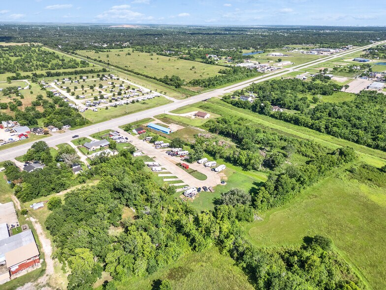 More Photos Of 14078 S Highway 288B, Angleton Manufactured Housing Mobile Home Park For Sale