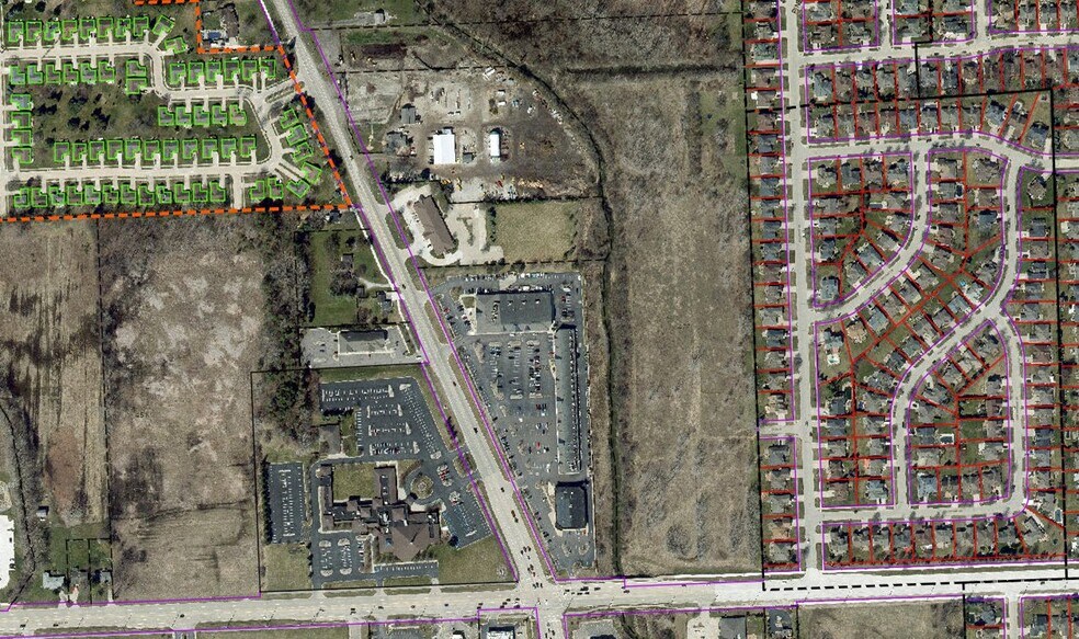 More Photos Of 23 mile road @ Romeo Plank rd, Macomb Land For Lease