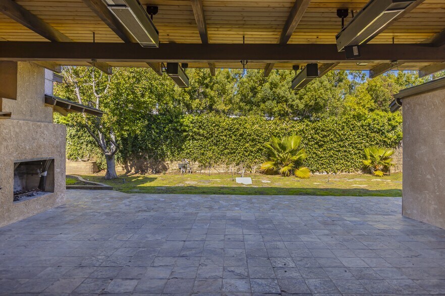 More Photos Of 502 W Ojai Ave, Ojai General Retail For Sale