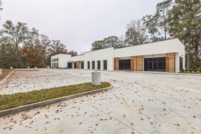 More Photos Of 7702 Magnolia Beach Rd, Denham Springs Office For Lease