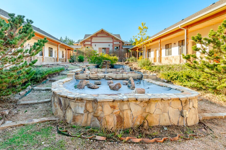 More Photos Of 172 Burks Rd, Whitewright Lodge Meeting Hall For Sale