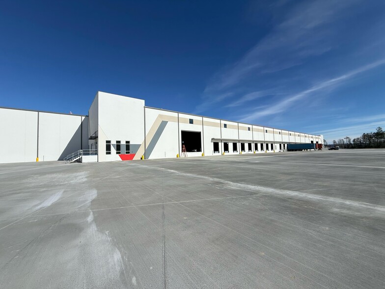 More Photos Of 115 Parkway Dr, Rincon Unknown For Lease