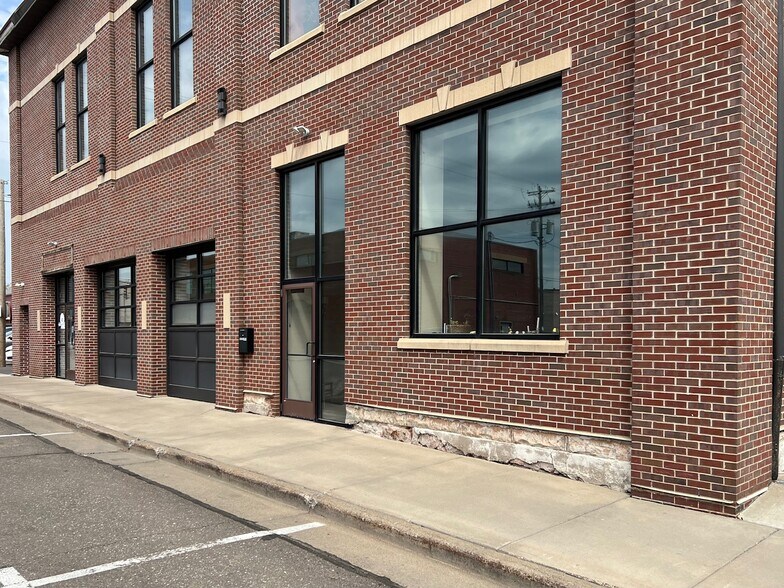 More Photos Of 11 E Marshall St, Rice Lake Medical For Lease