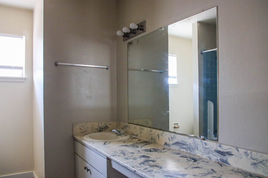 More Photos Of , Fort Smith Multifamily For Sale