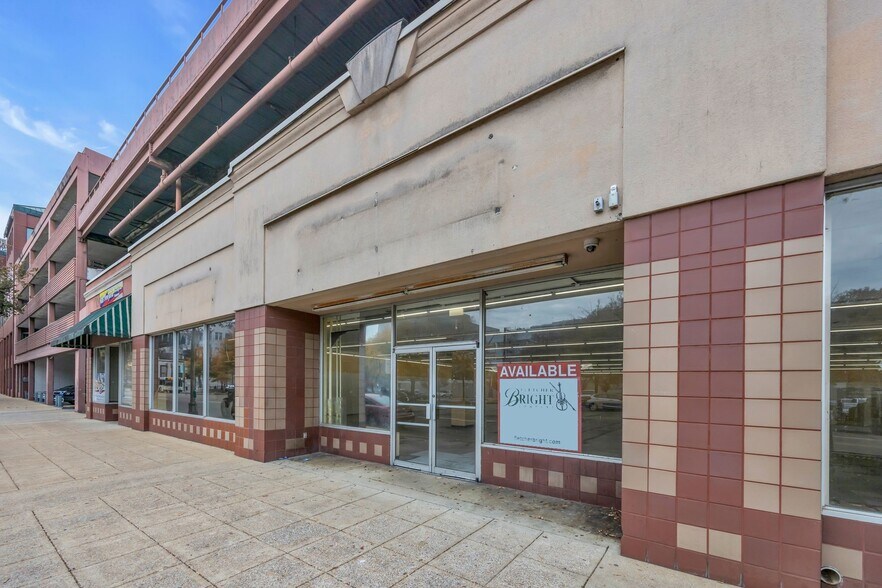 More Photos Of 511 Market St, Chattanooga Specialty For Lease