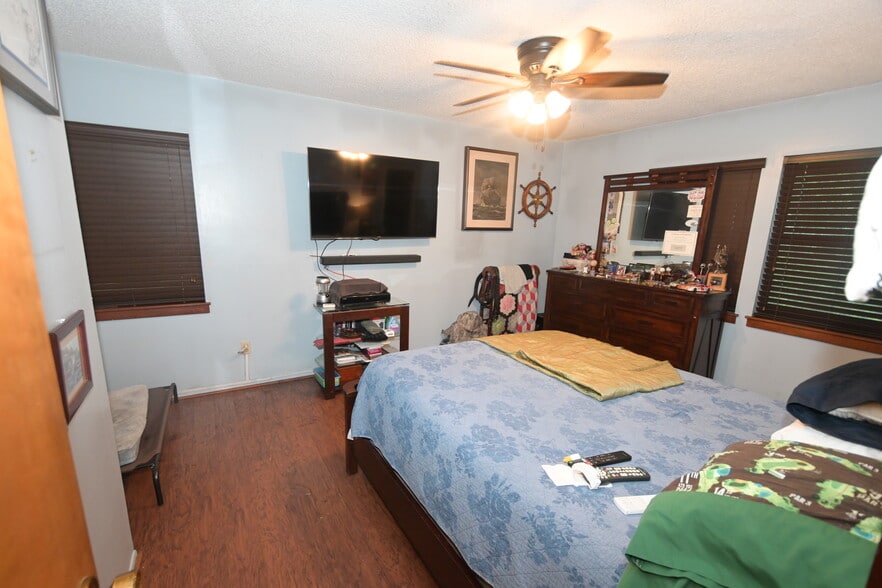 More Photos Of 2101 S Goldenrod Rd, Orlando Storefront For Sale