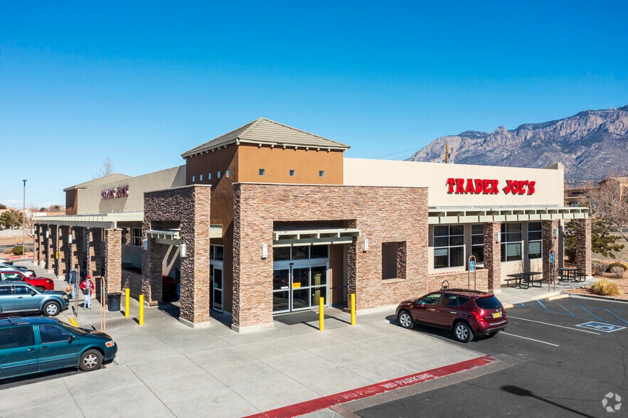 More Photos Of 8850 Holly St NE, Albuquerque Unknown For Lease