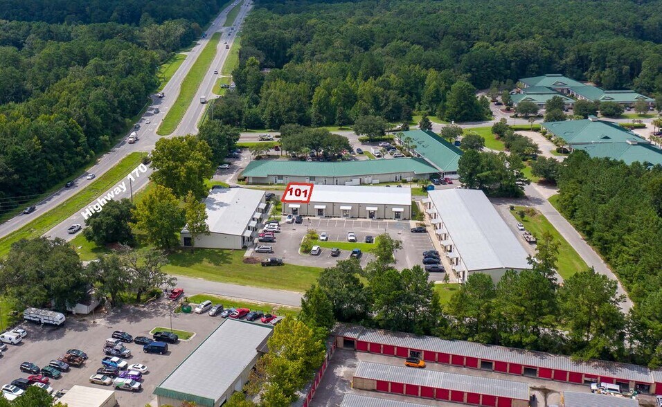 More Photos Of 63 Schinger Ave, Ridgeland Light Distribution For Lease