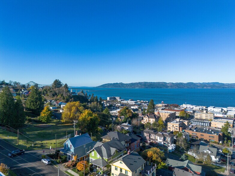 More Photos Of 811 Franklin Ave, Astoria Multifamily For Sale