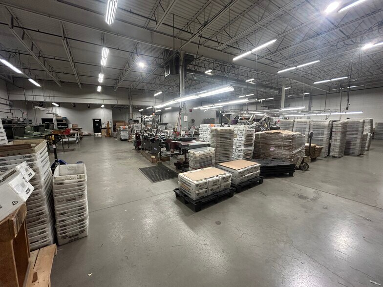 More Photos Of 2020 Energy Park Dr, Saint Paul Industrial For Sale