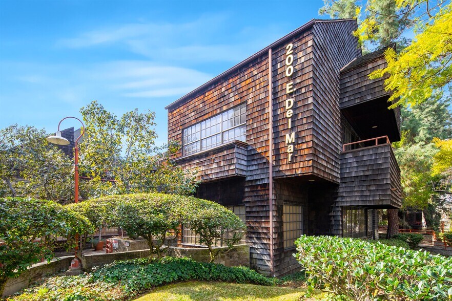 More Photos Of 200 E Del Mar Blvd, Pasadena Office For Sale