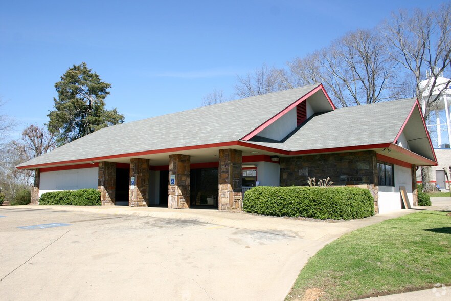 More Photos Of 609 N Main St, Benton Fast Food For Sale