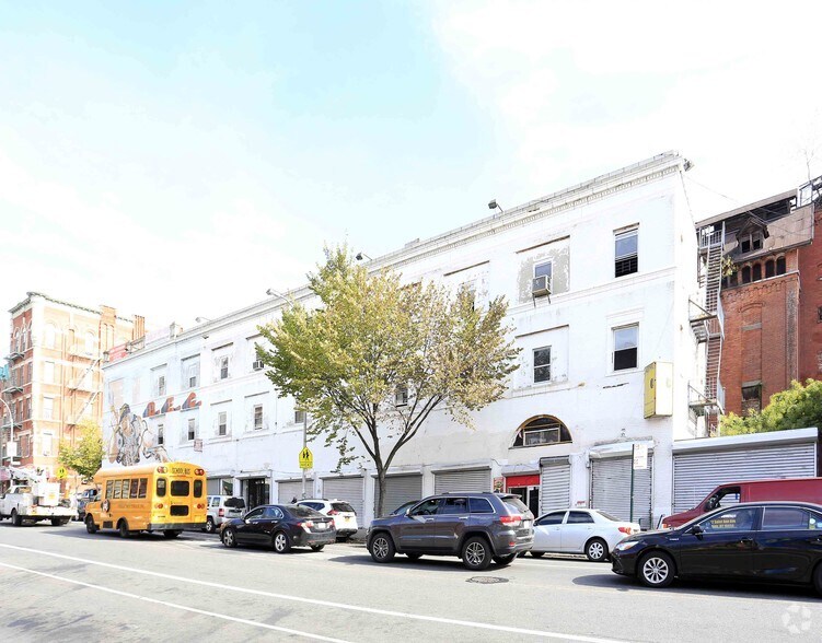 Primary Photo Of 844-862 Saint Anns Ave, Bronx Office For Lease
