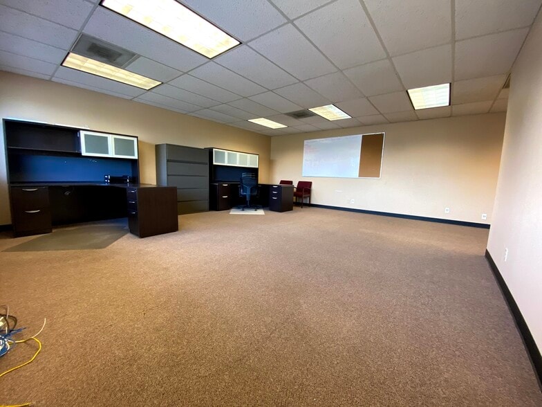 More Photos Of 2112 S 109th St, Tacoma Warehouse For Lease