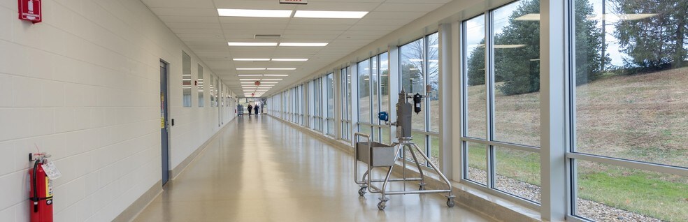 More Photos Of 2150 Perrowville Rd, Forest Manufacturing For Sale