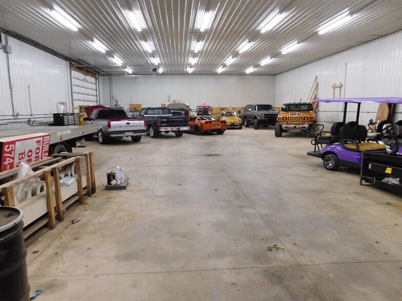 More Photos Of 109 N Harrison St, Leesburg Warehouse For Sale