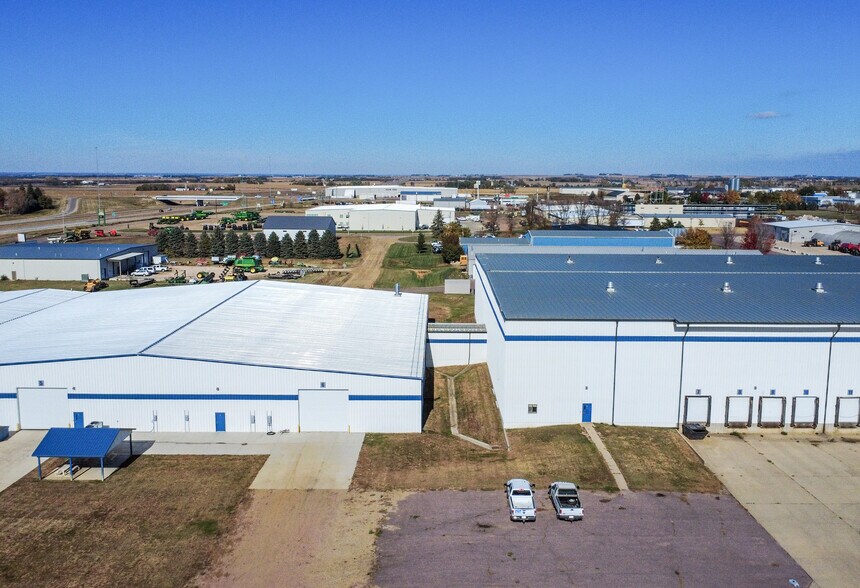 More Photos Of 100 Quality Park Dr, Beresford Manufacturing For Sale