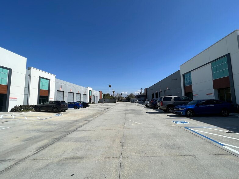 More Photos Of 14748 Nelson Ave, City Of Industry Warehouse For Lease