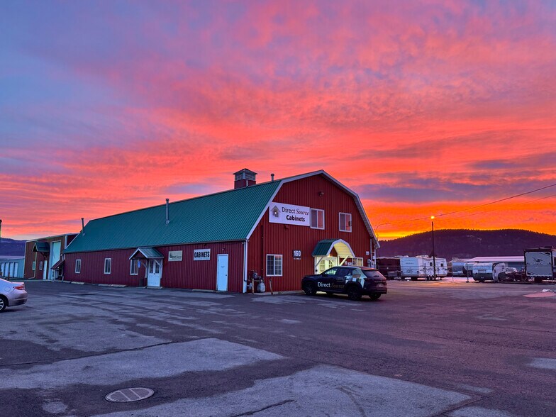 More Photos Of 160 Kelly Rd, Kalispell Flex For Lease