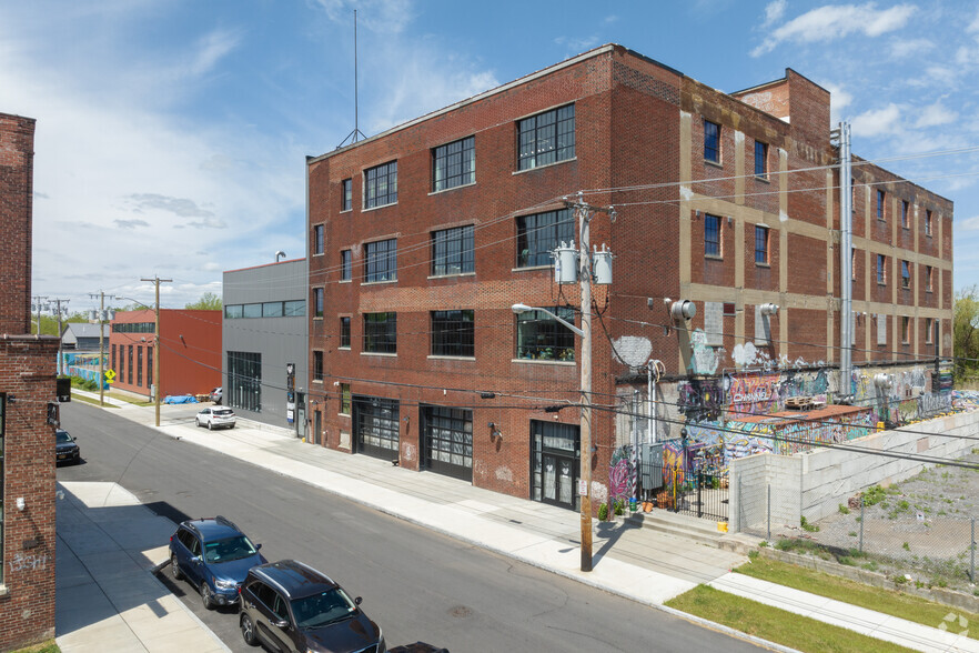 More Photos Of 166 Chandler St, Buffalo Apartments For Lease