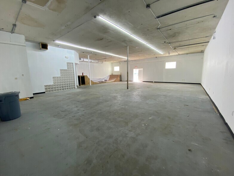 More Photos Of 215-235 S 21st Ave, Hollywood Office For Lease