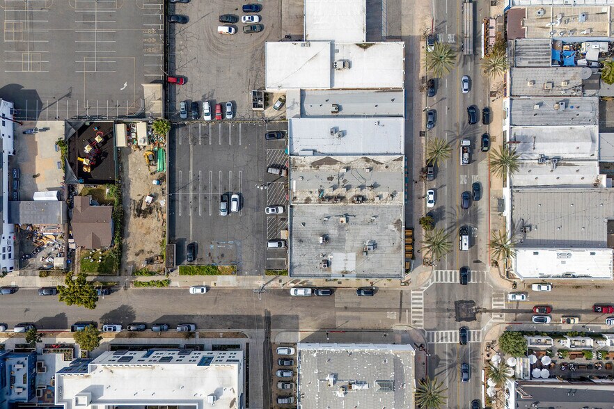 More Photos Of 605-607 W Whittier Blvd, Montebello Storefront For Sale