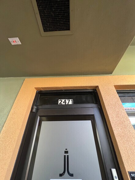 More Photos Of 1355 S International Pky, Lake Mary Office For Lease