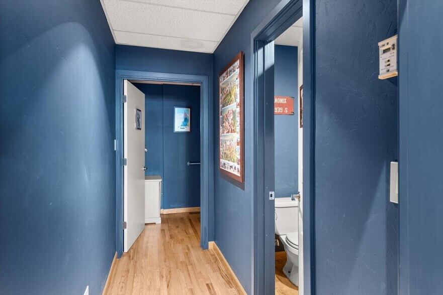 More Photos Of 335 Main St, Carbondale General Retail For Sale