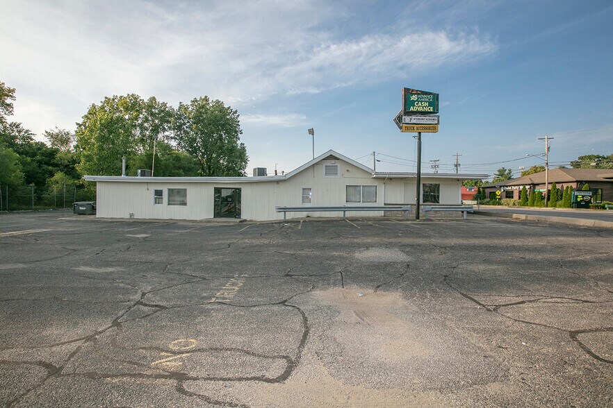 More Photos Of 1739 Cassopolis St, Elkhart Warehouse For Sale