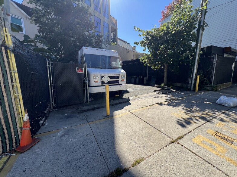 More Photos Of 97 Victory Blvd, Staten Island Apartments For Sale