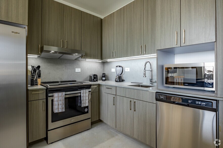 More Photos Of 125 Ted Turner Dr SW, Atlanta Apartments For Lease
