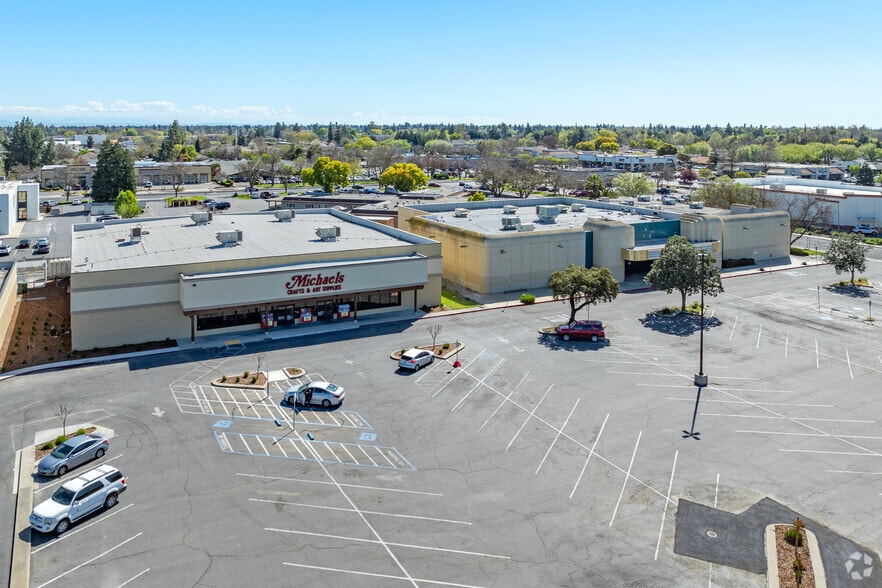 More Photos Of 645 Fairfield Dr, Merced Unknown For Lease