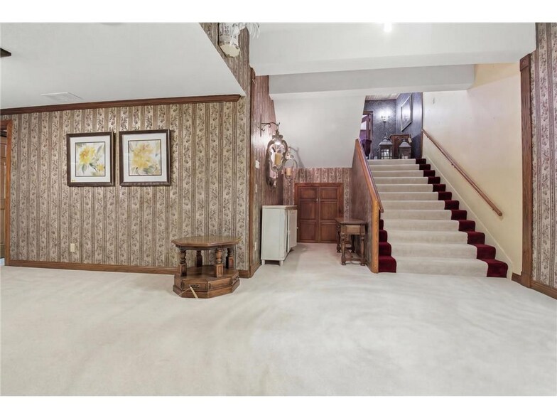 More Photos Of 115 S Main St, Blomkest Specialty For Sale