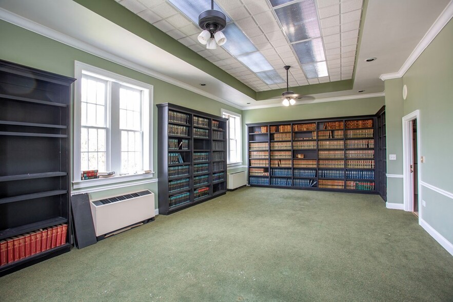 More Photos Of 303 E Broad St, Eufaula Office For Sale