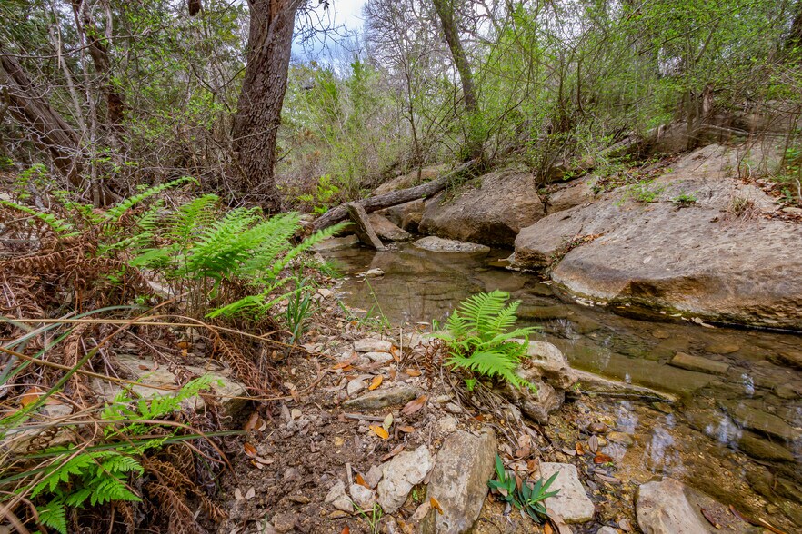 More Photos Of 250 Mail Route Rd, Fischer Land For Sale