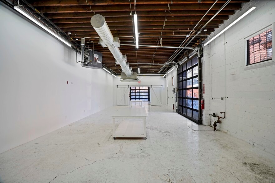 More Photos Of 219 Van Brunt St, Brooklyn Auto Repair For Sale