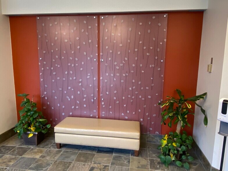 More Photos Of 2922-2942 Evergreen Pky, Evergreen Office For Sale