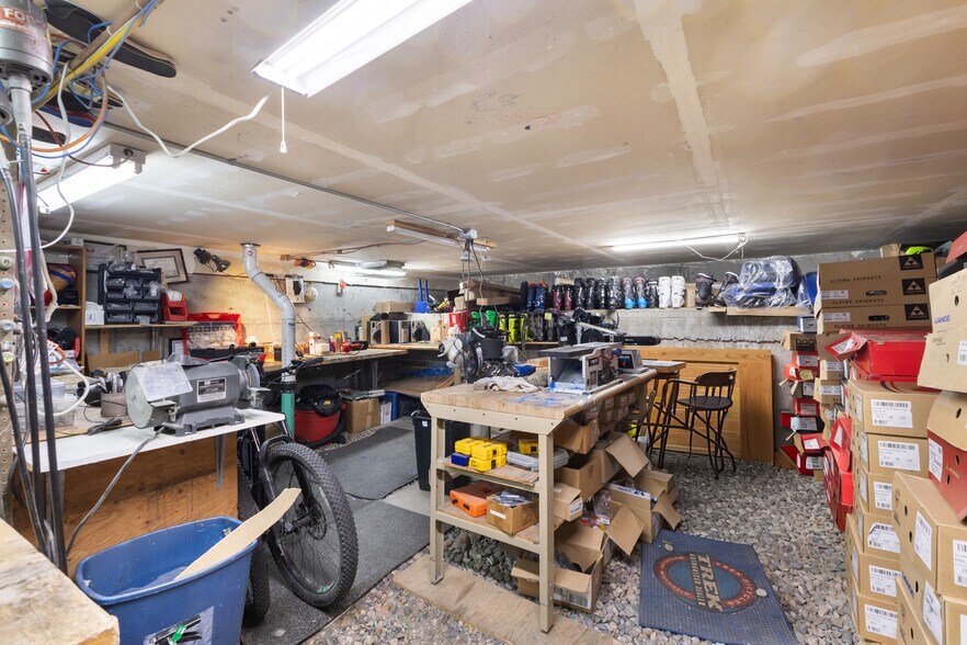 More Photos Of 442 Lincoln Ave, Steamboat Springs Flex For Sale