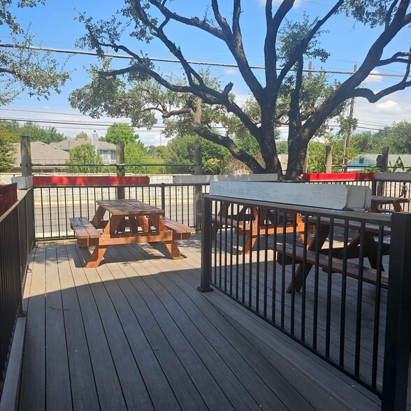 More Photos Of 14735 Bratton Ln, Austin Unknown For Lease