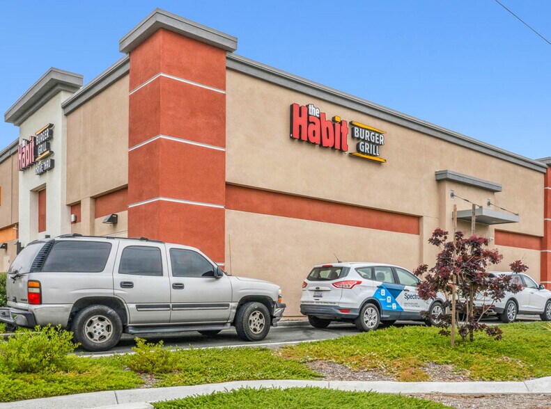 More Photos Of 870 N Main St, Corona Freestanding For Sale