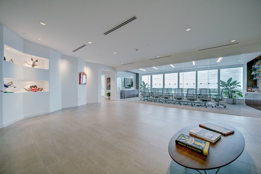 More Photos Of 8950 SW 74th Ct, Miami Medical For Lease