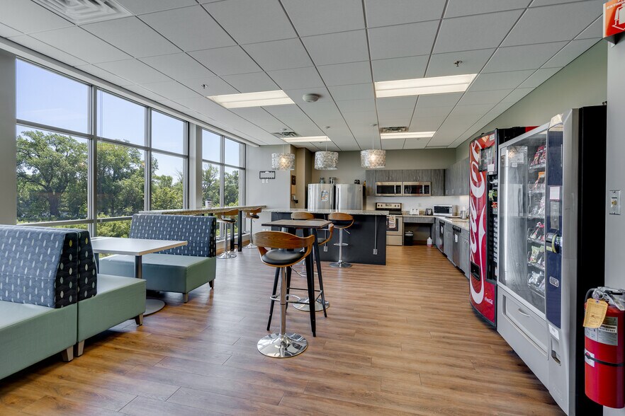 More Photos Of 9000 Quantrelle Ave NE, Otsego Office For Lease