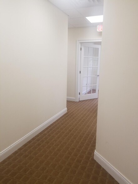 More Photos Of 1 Reserve Rd, Danbury Medical For Lease