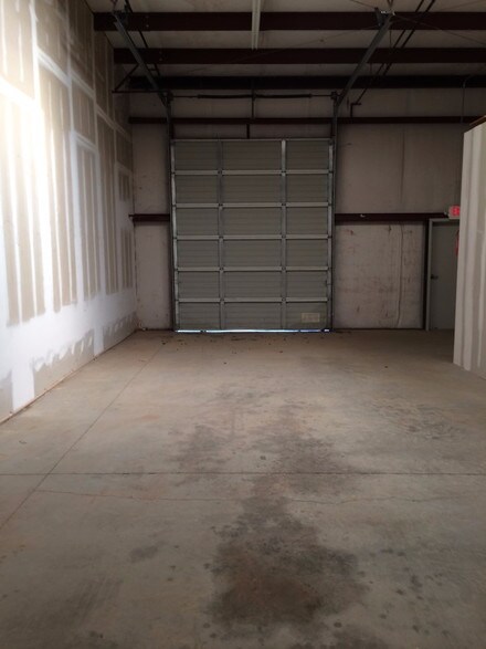 More Photos Of 60 Chamisa Rd, Covington Unknown For Lease