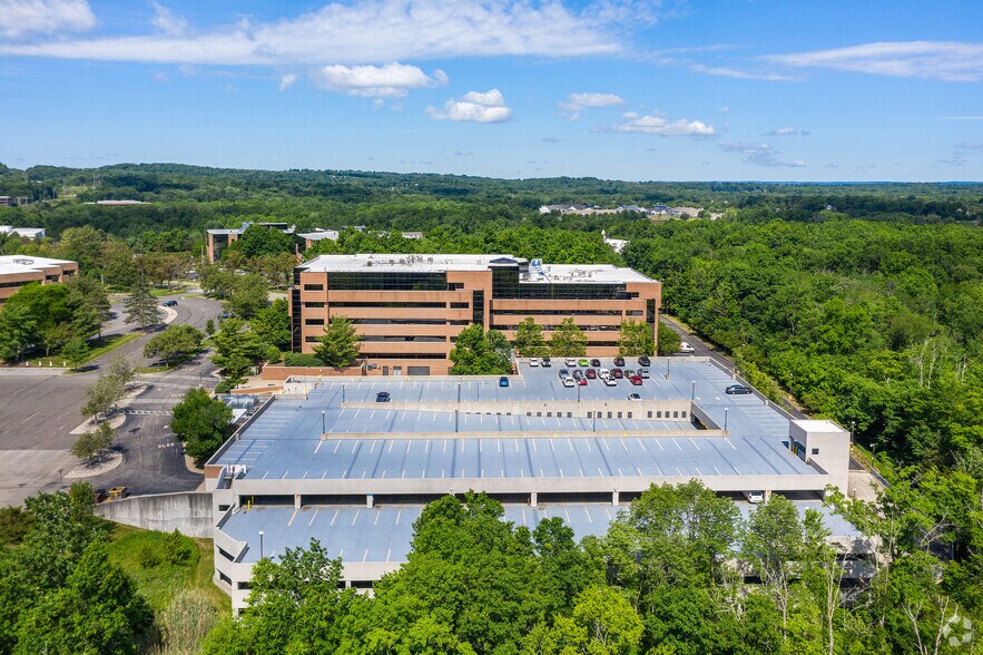 More Photos Of 30 Independence Blvd, Warren Office For Lease