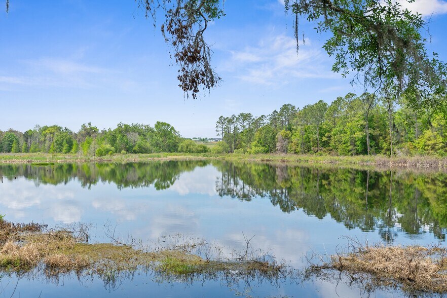More Photos Of 14231 Old Mission Rd, Dade City Religious Facility For Sale